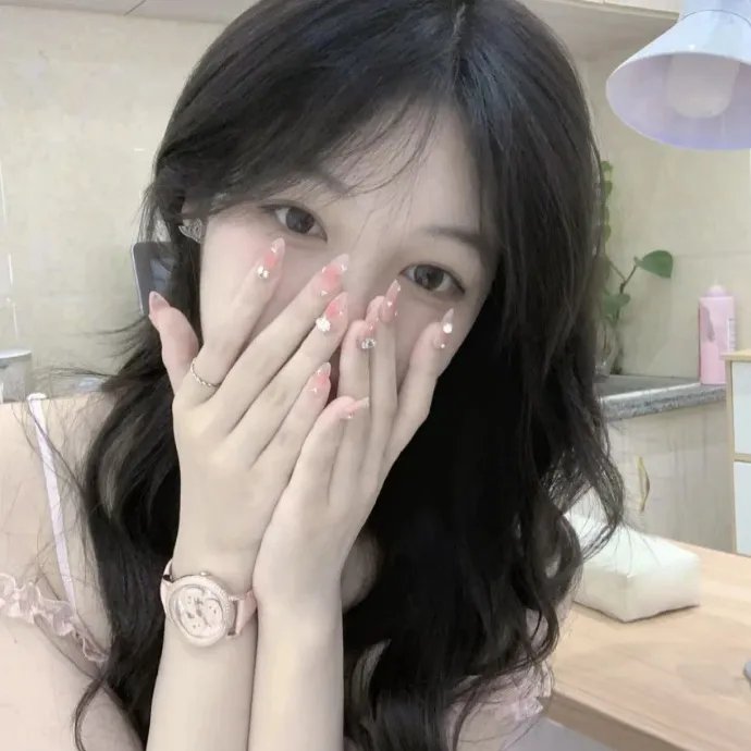 手提箱女郎